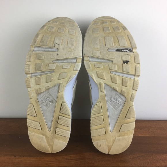 NIKE Men’s Air Huarache Running Shoes 318429-111 Size 10 White - Picture 8 of 10